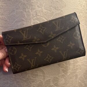 LOUIS VUITTON Rare Vintage Trifold Wallet